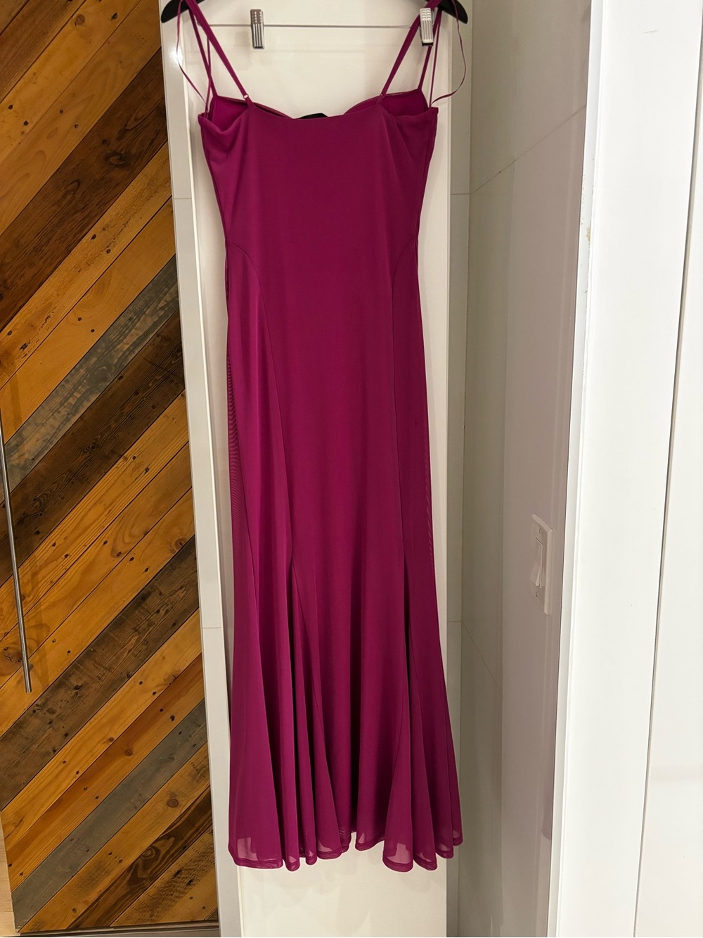 Dynamite Ruched Maxi Dress, size M - Picture 4 of 5